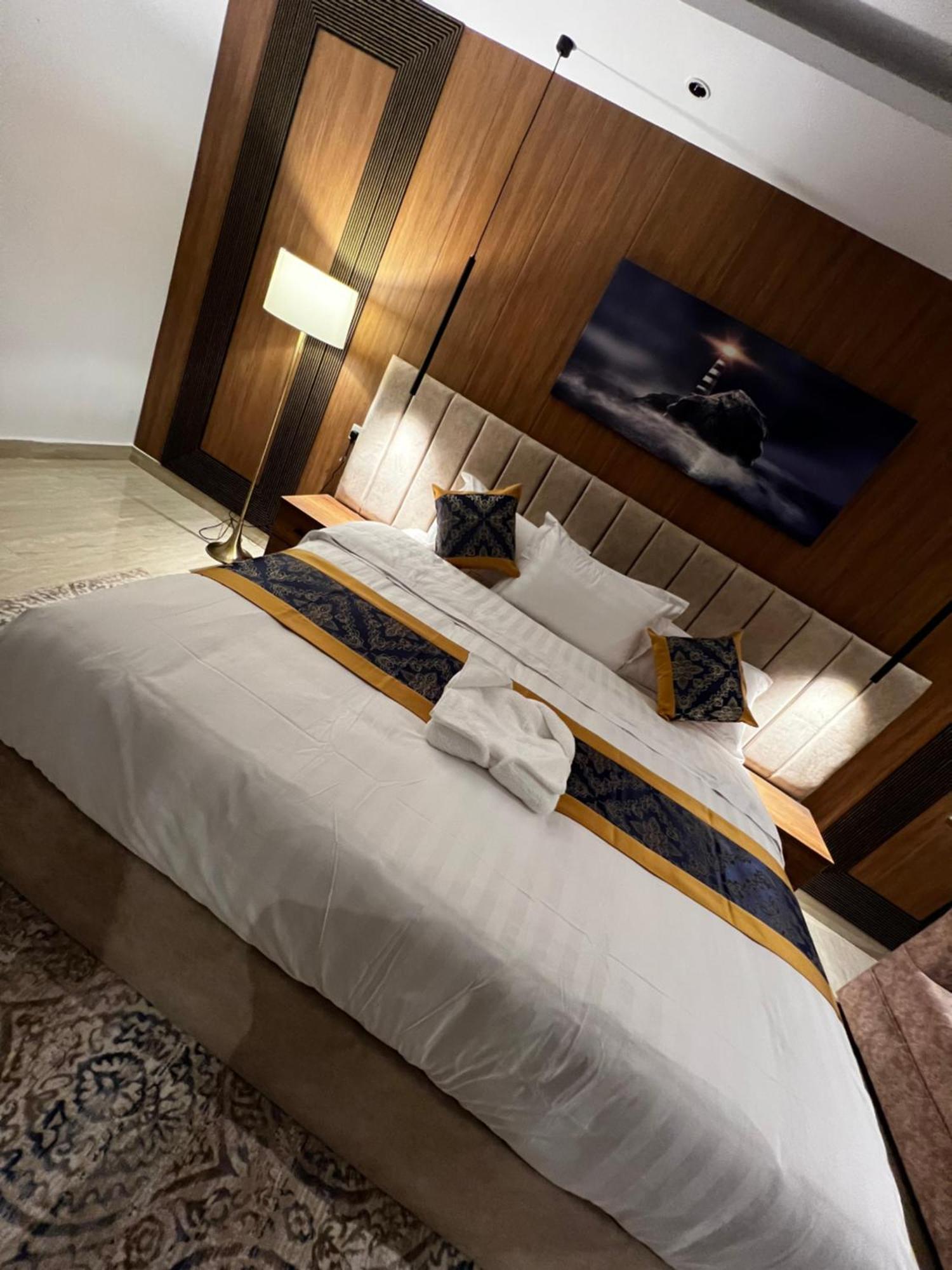 أجنحه الفرسان الفاخره Al Ula Exteriér fotografie